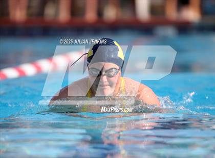 Thumbnail 1 in Maverick Relays photogallery.