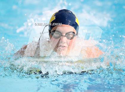 Thumbnail 3 in Maverick Relays photogallery.