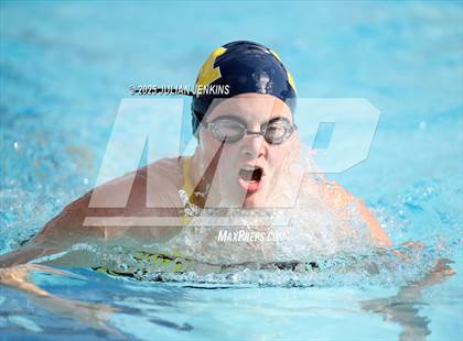 Thumbnail 3 in Maverick Relays photogallery.