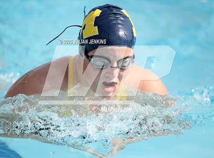 Thumbnail 2 in Maverick Relays photogallery.