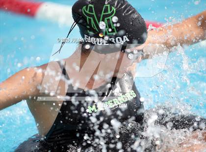 Thumbnail 2 in Maverick Relays photogallery.