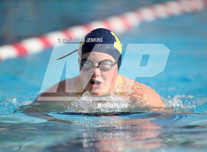 Thumbnail 1 in Maverick Relays photogallery.