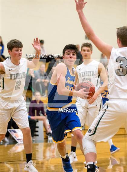 Thumbnail 2 in Wheat Ridge v D'Evelyn photogallery.