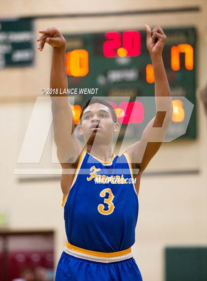 Thumbnail 1 in Wheat Ridge v D'Evelyn photogallery.