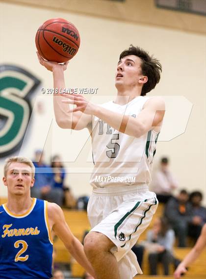 Thumbnail 1 in Wheat Ridge v D'Evelyn photogallery.