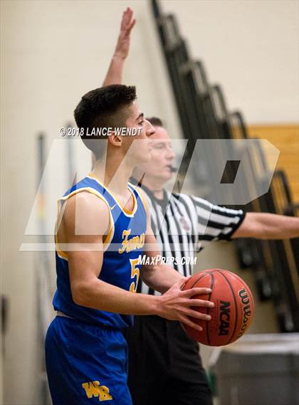 Thumbnail 3 in Wheat Ridge v D'Evelyn photogallery.