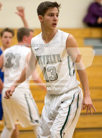Thumbnail 1 in Wheat Ridge v D'Evelyn photogallery.