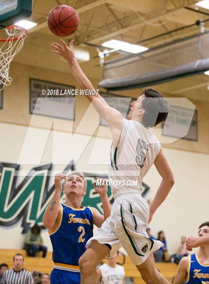 Thumbnail 1 in Wheat Ridge v D'Evelyn photogallery.