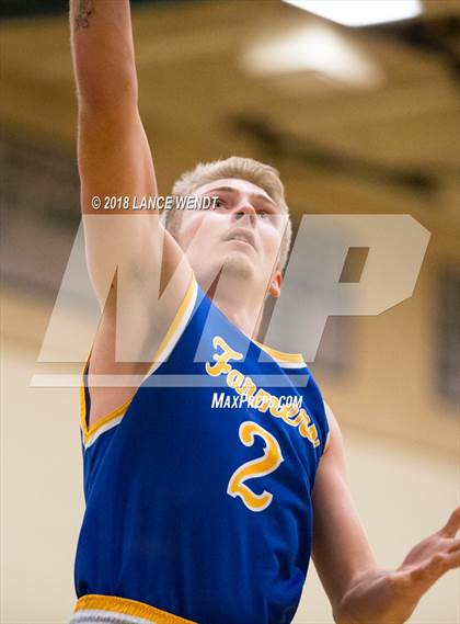 Thumbnail 2 in Wheat Ridge v D'Evelyn photogallery.