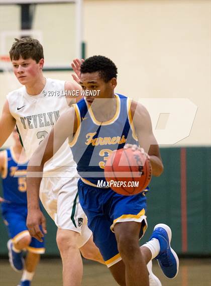 Thumbnail 3 in Wheat Ridge v D'Evelyn photogallery.