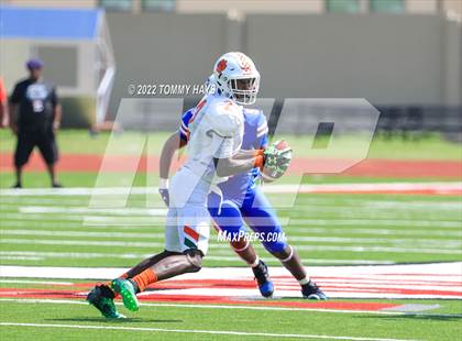 Thumbnail 2 in Jones @ Duncanville photogallery.