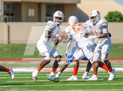 Thumbnail 1 in Jones @ Duncanville photogallery.