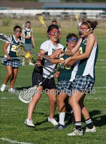 Thumbnail 2 in Dunn vs. Mira Costa photogallery.