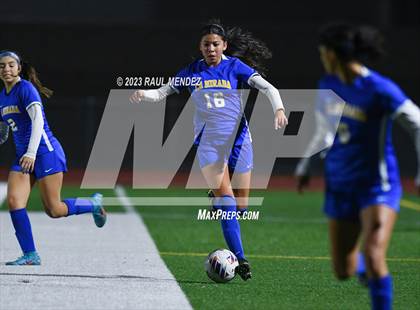 Thumbnail 1 in Long Beach Poly @ La Mirada photogallery.