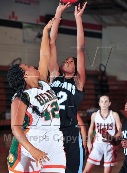 Thumbnail 2 in San Gorgonio @ Poly (Lady Bears Holiday Classic) photogallery.