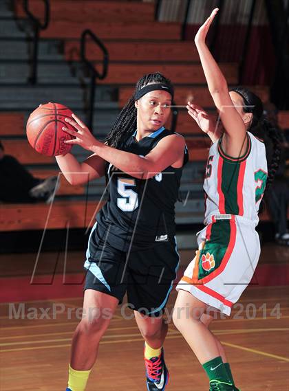 Thumbnail 2 in San Gorgonio @ Poly (Lady Bears Holiday Classic) photogallery.