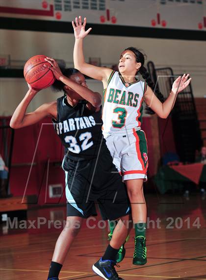 Thumbnail 2 in San Gorgonio @ Poly (Lady Bears Holiday Classic) photogallery.
