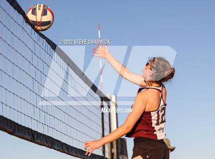 Thumbnail 2 in Perry vs Hamilton @ Casteel photogallery.
