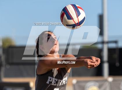 Thumbnail 2 in Perry vs Hamilton @ Casteel photogallery.
