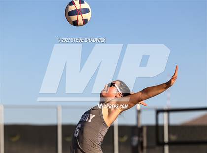 Thumbnail 3 in Perry vs Hamilton @ Casteel photogallery.
