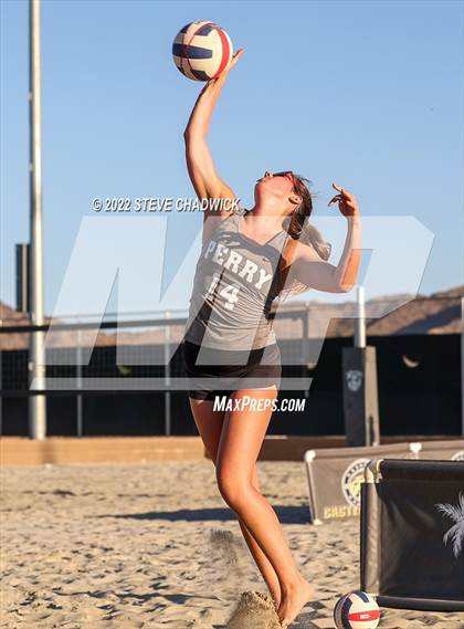 Thumbnail 3 in Perry vs Hamilton @ Casteel photogallery.