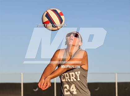 Thumbnail 3 in Perry vs Hamilton @ Casteel photogallery.