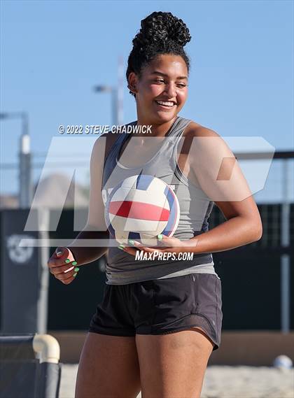 Thumbnail 1 in Perry vs Hamilton @ Casteel photogallery.