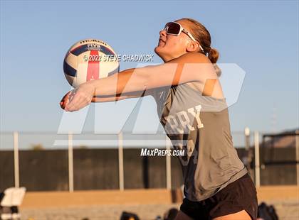 Thumbnail 1 in Perry vs Hamilton @ Casteel photogallery.