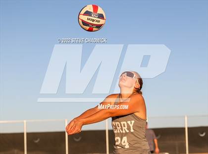 Thumbnail 3 in Perry vs Hamilton @ Casteel photogallery.