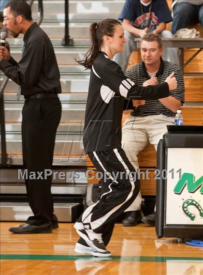 Thumbnail 3 in Pasadena Memorial vs Clear Brook (McDonald's Texas Invitational) photogallery.