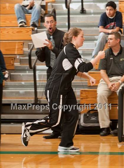Thumbnail 3 in Pasadena Memorial vs Clear Brook (McDonald's Texas Invitational) photogallery.
