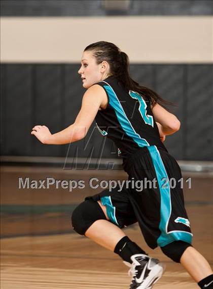 Thumbnail 2 in Pasadena Memorial vs Clear Brook (McDonald's Texas Invitational) photogallery.