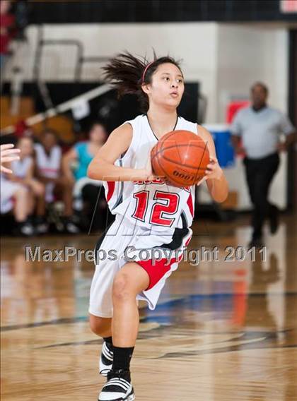 Thumbnail 1 in Pasadena Memorial vs Clear Brook (McDonald's Texas Invitational) photogallery.