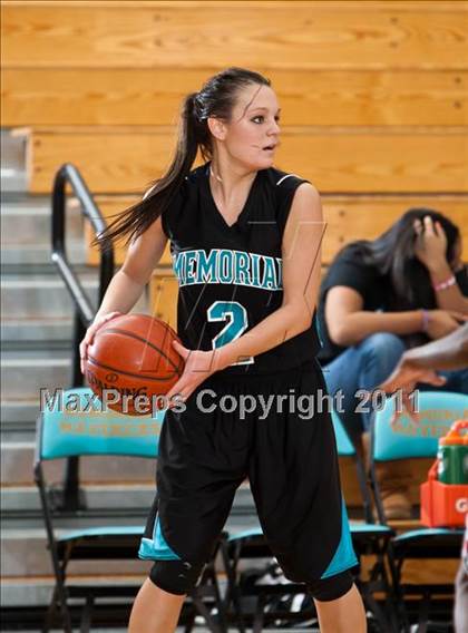 Thumbnail 1 in Pasadena Memorial vs Clear Brook (McDonald's Texas Invitational) photogallery.