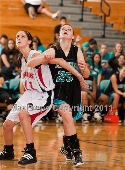 Thumbnail 2 in Pasadena Memorial vs Clear Brook (McDonald's Texas Invitational) photogallery.