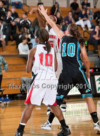 Thumbnail 3 in Pasadena Memorial vs Clear Brook (McDonald's Texas Invitational) photogallery.