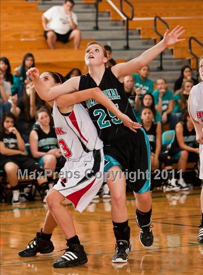 Thumbnail 3 in Pasadena Memorial vs Clear Brook (McDonald's Texas Invitational) photogallery.