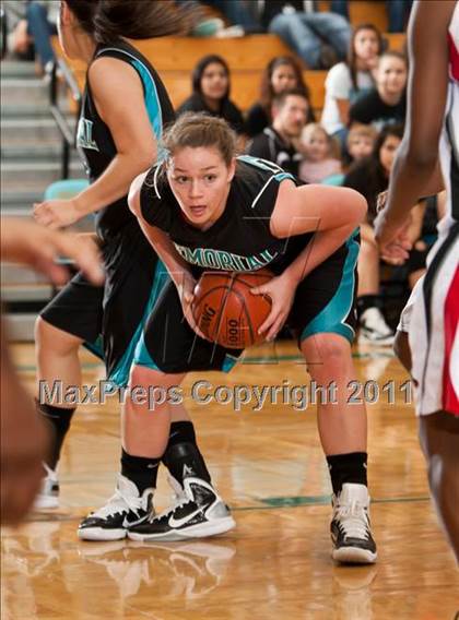 Thumbnail 2 in Pasadena Memorial vs Clear Brook (McDonald's Texas Invitational) photogallery.