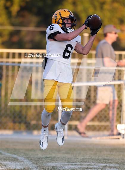 Thumbnail 2 in Quitman @ Yellville-Summit photogallery.