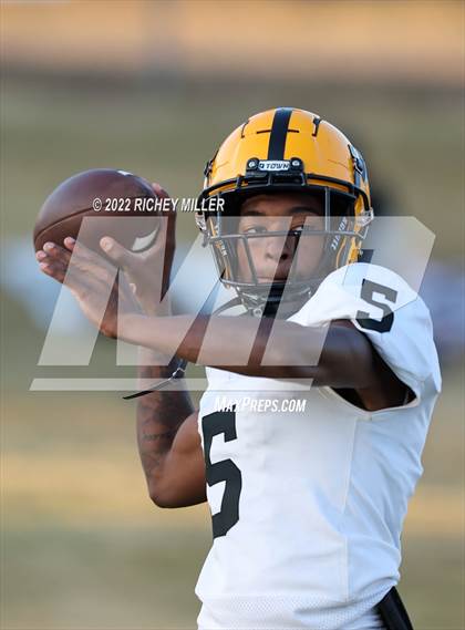 Thumbnail 2 in Quitman @ Yellville-Summit photogallery.