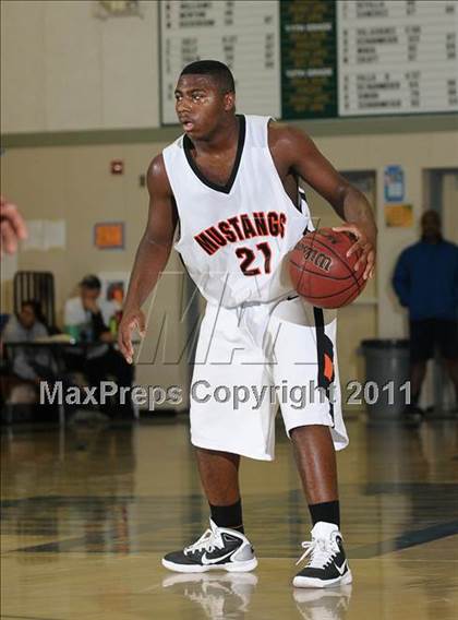Thumbnail 2 in Florin vs. Foothill (Mark Macres Tournament) photogallery.