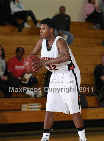Thumbnail 3 in Florin vs. Foothill (Mark Macres Tournament) photogallery.