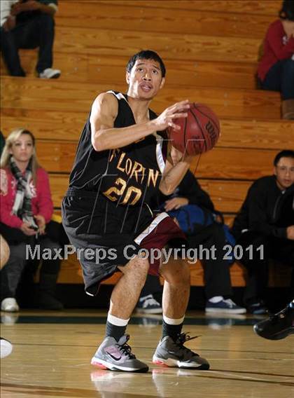 Thumbnail 1 in Florin vs. Foothill (Mark Macres Tournament) photogallery.