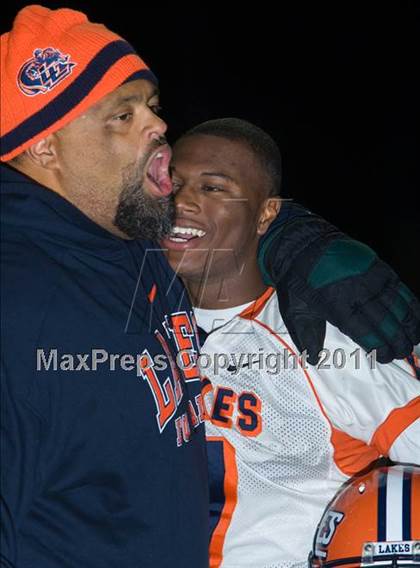 Thumbnail 3 in Lakes @ Camas (WIAA Playoffs) photogallery.