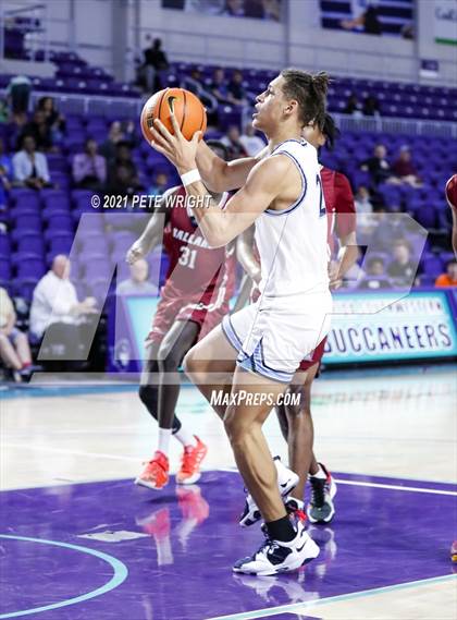 Thumbnail 2 in Ballard vs Dr Phillips (City of Palms Classic) photogallery.
