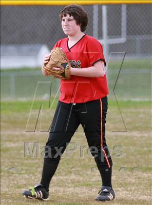 Thumbnail 3 in Ravenwood vs Independence photogallery.