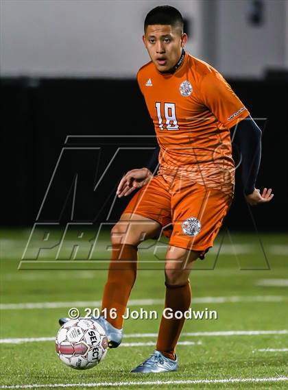 Thumbnail 3 in Alvin vs clear Lake photogallery.