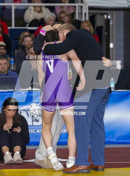 Thumbnail 1 in NYSPHSAA D1 Wrestling Championships (Finals 132 - 160 lbs) photogallery.