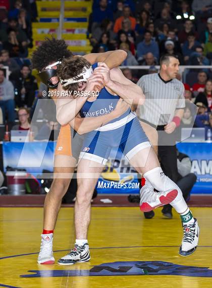 Thumbnail 3 in NYSPHSAA D1 Wrestling Championships (Finals 132 - 160 lbs) photogallery.