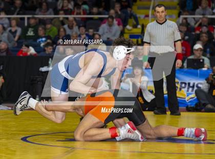 Thumbnail 2 in NYSPHSAA D1 Wrestling Championships (Finals 132 - 160 lbs) photogallery.